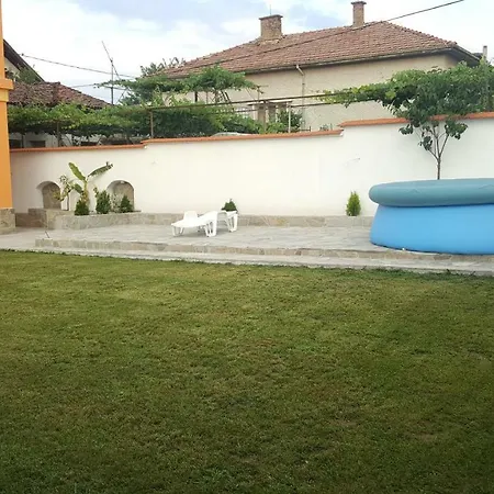 Chilingirovata Kashta Pensión 3*